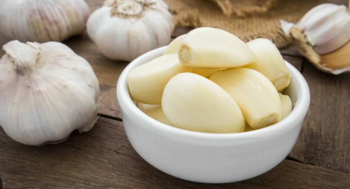Cook with Garlic Like A Pro